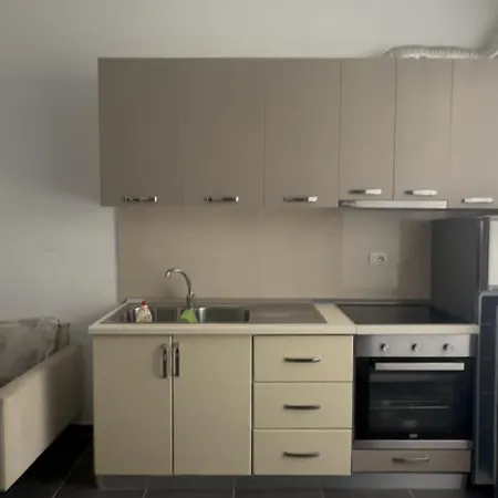 Juliana Haxhiaj Apartment *
